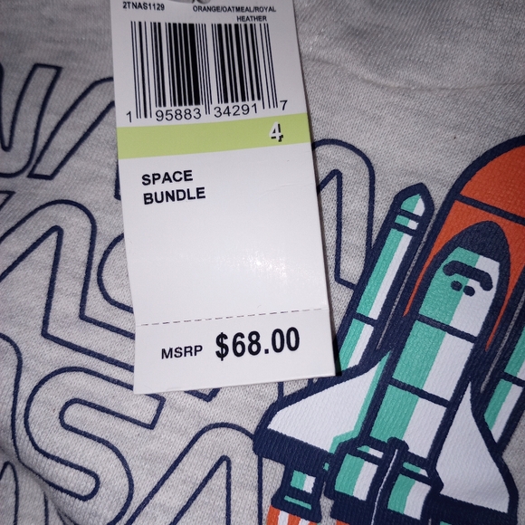 New at tags kids size 4 NASA 3-piece outfit - Picture 4 of 4